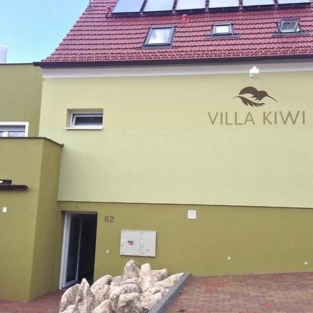 Villa Kiwi Mikulov Luaran gambar